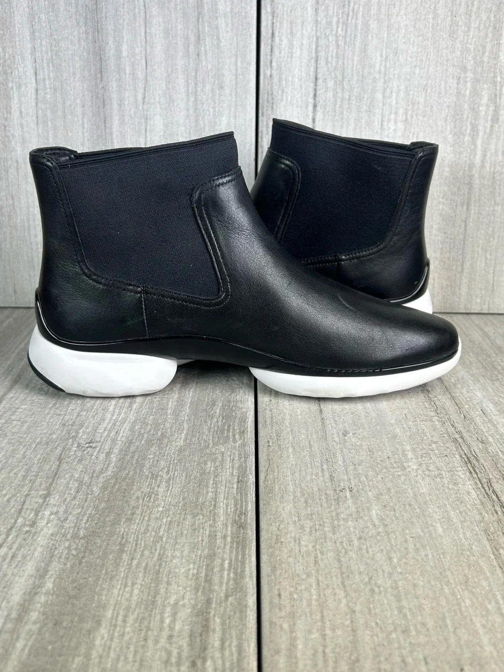 Cole Haan 3.ZeroGrand Chelsea Sneaker Boot Black Leather Slip-On Womens Size 8 B